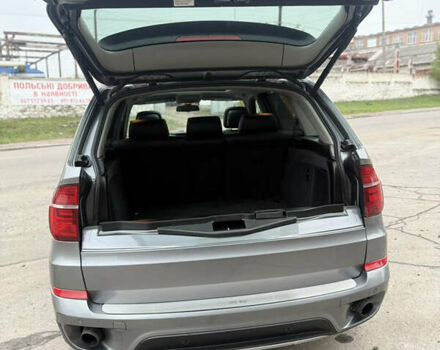 Серый БМВ Х5, объемом двигателя 2.98 л и пробегом 280 тыс. км за 12300 $, фото 17 на Automoto.ua