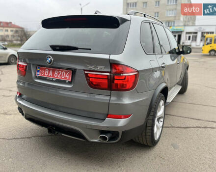 Серый БМВ Х5, объемом двигателя 3 л и пробегом 242 тыс. км за 18450 $, фото 2 на Automoto.ua