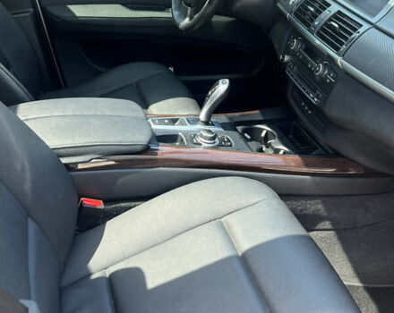 Серый БМВ Х5, объемом двигателя 2.98 л и пробегом 285 тыс. км за 15999 $, фото 35 на Automoto.ua