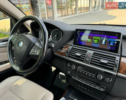 Серый БМВ Х5, объемом двигателя 2.98 л и пробегом 249 тыс. км за 14500 $, фото 18 на Automoto.ua