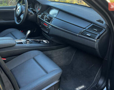 Сірий БМВ Х5, об'ємом двигуна 2.98 л та пробігом 239 тис. км за 12800 $, фото 17 на Automoto.ua