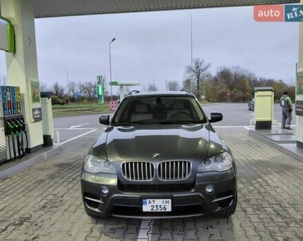 Серый БМВ Х5, объемом двигателя 3 л и пробегом 250 тыс. км за 15700 $, фото 27 на Automoto.ua