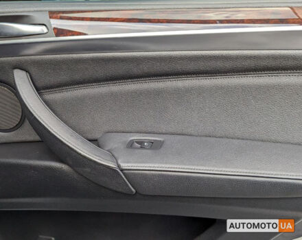 Серый БМВ Х5, объемом двигателя 3 л и пробегом 320 тыс. км за 19800 $, фото 11 на Automoto.ua