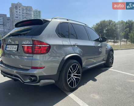 Серый БМВ Х5, объемом двигателя 3 л и пробегом 160 тыс. км за 22000 $, фото 5 на Automoto.ua