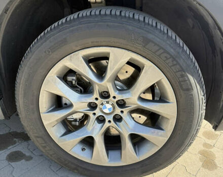 Серый БМВ Х5, объемом двигателя 3 л и пробегом 242 тыс. км за 21000 $, фото 5 на Automoto.ua