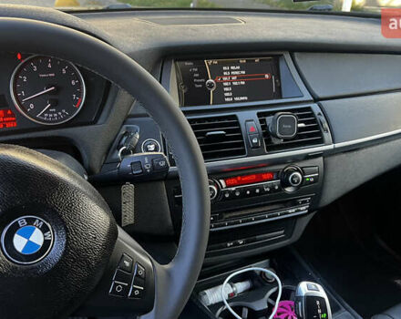 Сірий БМВ Х5, об'ємом двигуна 2.98 л та пробігом 239 тис. км за 12800 $, фото 16 на Automoto.ua