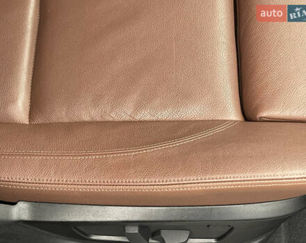 Серый БМВ Х5, объемом двигателя 3 л и пробегом 328 тыс. км за 16950 $, фото 47 на Automoto.ua