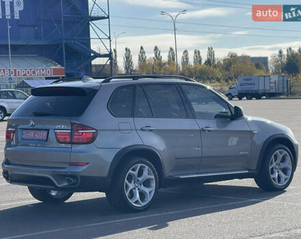 Серый БМВ Х5, объемом двигателя 3 л и пробегом 328 тыс. км за 16999 $, фото 8 на Automoto.ua