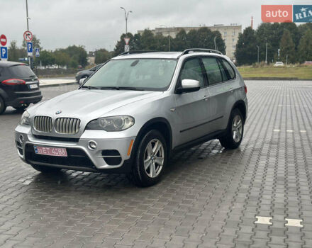 Серый БМВ Х5, объемом двигателя 3 л и пробегом 275 тыс. км за 13900 $, фото 2 на Automoto.ua