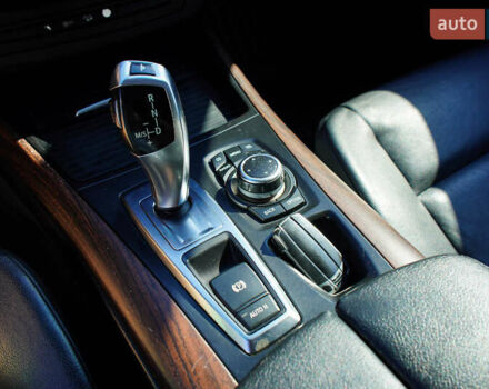 Сірий БМВ Х5, об'ємом двигуна 3 л та пробігом 258 тис. км за 11400 $, фото 21 на Automoto.ua