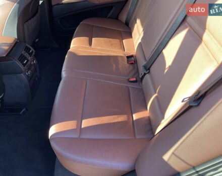 Серый БМВ Х5, объемом двигателя 3 л и пробегом 328 тыс. км за 16999 $, фото 28 на Automoto.ua