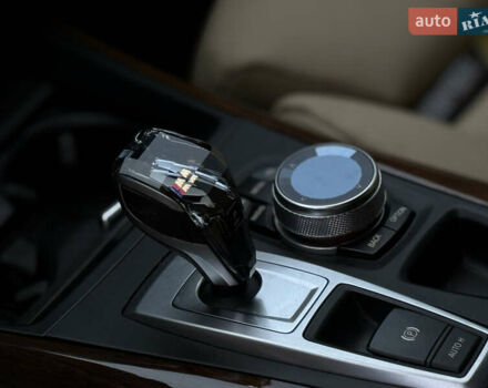 Сірий БМВ Х5, об'ємом двигуна 2.98 л та пробігом 241 тис. км за 17400 $, фото 22 на Automoto.ua