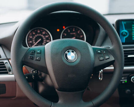 Серый БМВ Х5, объемом двигателя 2.98 л и пробегом 221 тыс. км за 13500 $, фото 19 на Automoto.ua