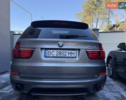 Серый БМВ Х5, объемом двигателя 3 л и пробегом 153 тыс. км за 16900 $, фото 4 на Automoto.ua