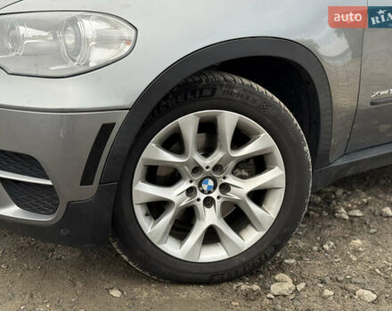 Сірий БМВ Х5, об'ємом двигуна 2.98 л та пробігом 241 тис. км за 17400 $, фото 3 на Automoto.ua