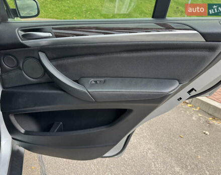 БМВ Х5 2012 в Киеве на Automoto.ua Серый БМВ Х5, объемом двигателя 2.98 л и пробегом 285 тыс. км за 12500 $, фото 17 на Automoto.ua