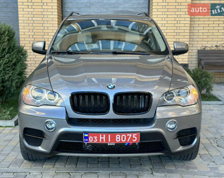 Серый БМВ Х5, объемом двигателя 3 л и пробегом 311 тыс. км за 16900 $, фото 6 на Automoto.ua