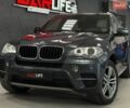 Серый БМВ Х5, объемом двигателя 3 л и пробегом 280 тыс. км за 20500 $, фото 1 на Automoto.ua