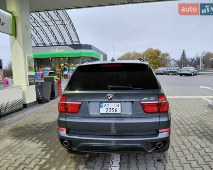 Серый БМВ Х5, объемом двигателя 3 л и пробегом 250 тыс. км за 15700 $, фото 22 на Automoto.ua