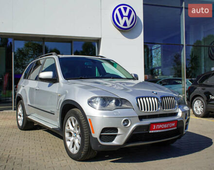 Серый БМВ Х5, объемом двигателя 3 л и пробегом 258 тыс. км за 12950 $, фото 1 на Automoto.ua