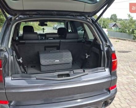 Серый БМВ Х5, объемом двигателя 3 л и пробегом 220 тыс. км за 17500 $, фото 15 на Automoto.ua