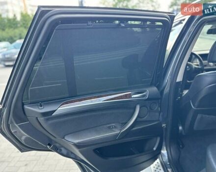 Серый БМВ Х5, объемом двигателя 2.98 л и пробегом 195 тыс. км за 13200 $, фото 18 на Automoto.ua