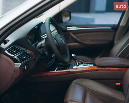 Серый БМВ Х5, объемом двигателя 2.98 л и пробегом 221 тыс. км за 13500 $, фото 21 на Automoto.ua