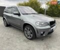 Серый БМВ Х5, объемом двигателя 3 л и пробегом 190 тыс. км за 16900 $, фото 7 на Automoto.ua