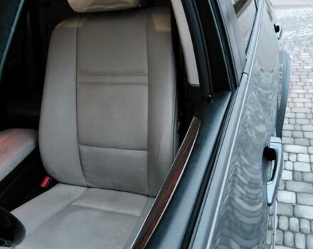 Серый БМВ Х5, объемом двигателя 3 л и пробегом 250 тыс. км за 15700 $, фото 93 на Automoto.ua