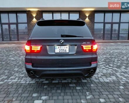 Серый БМВ Х5, объемом двигателя 3 л и пробегом 250 тыс. км за 15700 $, фото 3 на Automoto.ua