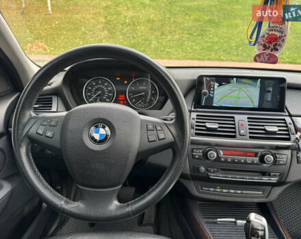 БМВ Х5 2012 в Киеве на Automoto.ua Серый БМВ Х5, объемом двигателя 2.98 л и пробегом 285 тыс. км за 12500 $, фото 31 на Automoto.ua
