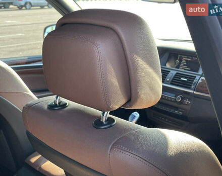 Серый БМВ Х5, объемом двигателя 3 л и пробегом 328 тыс. км за 16999 $, фото 39 на Automoto.ua