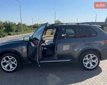 БМВ Х5 2012 в Жмеренке на Automoto.ua Серый БМВ Х5, объемом двигателя 3 л и пробегом 285 тыс. км за 17000 $, фото 45 на Automoto.ua