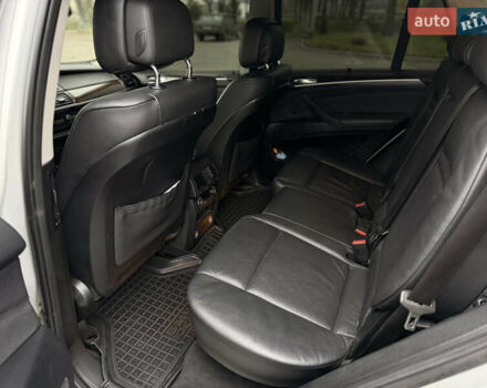 Сірий БМВ Х5, об'ємом двигуна 3 л та пробігом 198 тис. км за 18500 $, фото 14 на Automoto.ua