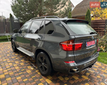 Серый БМВ Х5, объемом двигателя 3 л и пробегом 228 тыс. км за 16700 $, фото 2 на Automoto.ua