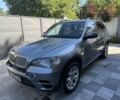 Серый БМВ Х5, объемом двигателя 3 л и пробегом 153 тыс. км за 16900 $, фото 1 на Automoto.ua