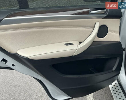 Сірий БМВ Х5, об'ємом двигуна 3 л та пробігом 285 тис. км за 15600 $, фото 30 на Automoto.ua