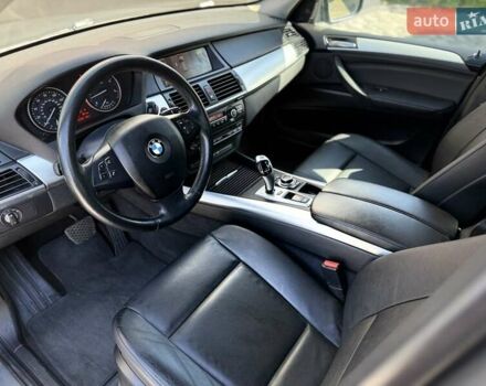 Серый БМВ Х5, объемом двигателя 3 л и пробегом 253 тыс. км за 15700 $, фото 29 на Automoto.ua