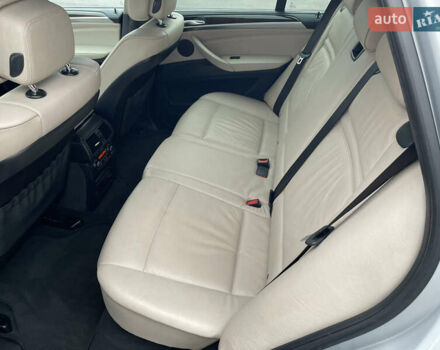 Сірий БМВ Х5, об'ємом двигуна 3 л та пробігом 285 тис. км за 15600 $, фото 32 на Automoto.ua