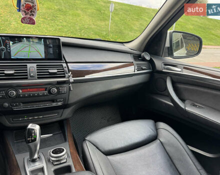 БМВ Х5 2012 в Киеве на Automoto.ua Серый БМВ Х5, объемом двигателя 2.98 л и пробегом 285 тыс. км за 12500 $, фото 30 на Automoto.ua