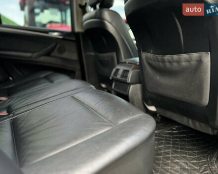 Серый БМВ Х5, объемом двигателя 3 л и пробегом 205 тыс. км за 18200 $, фото 12 на Automoto.ua