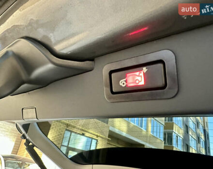 Серый БМВ Х5, объемом двигателя 3 л и пробегом 311 тыс. км за 16900 $, фото 28 на Automoto.ua