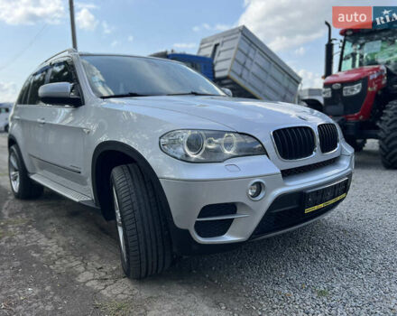 Серый БМВ Х5, объемом двигателя 3 л и пробегом 205 тыс. км за 18200 $, фото 3 на Automoto.ua
