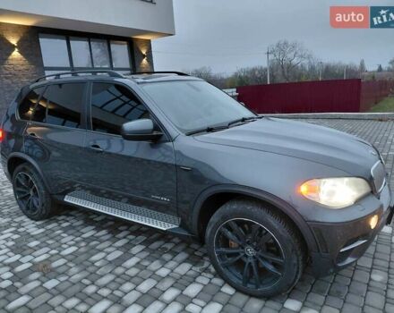 Серый БМВ Х5, объемом двигателя 3 л и пробегом 250 тыс. км за 15700 $, фото 76 на Automoto.ua