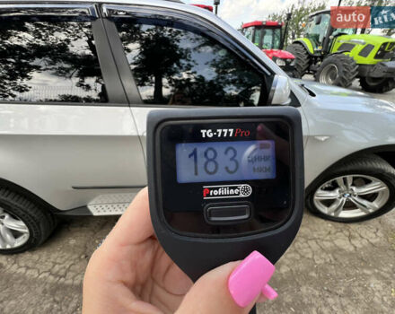 Серый БМВ Х5, объемом двигателя 3 л и пробегом 205 тыс. км за 18200 $, фото 23 на Automoto.ua