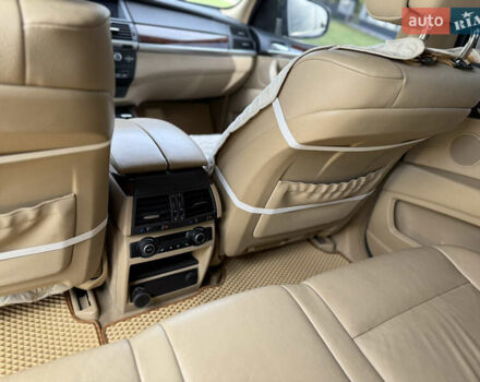 Серый БМВ Х5, объемом двигателя 2.99 л и пробегом 288 тыс. км за 17999 $, фото 8 на Automoto.ua