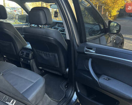 Сірий БМВ Х5, об'ємом двигуна 2.98 л та пробігом 239 тис. км за 12800 $, фото 18 на Automoto.ua