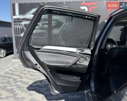 Серый БМВ Х5, объемом двигателя 3 л и пробегом 253 тыс. км за 15800 $, фото 67 на Automoto.ua