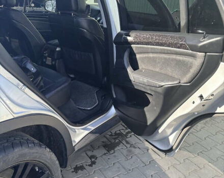 Серый БМВ Х5, объемом двигателя 2.98 л и пробегом 275 тыс. км за 13000 $, фото 6 на Automoto.ua