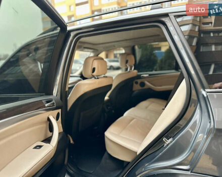 Серый БМВ Х5, объемом двигателя 2.99 л и пробегом 253 тыс. км за 15900 $, фото 13 на Automoto.ua